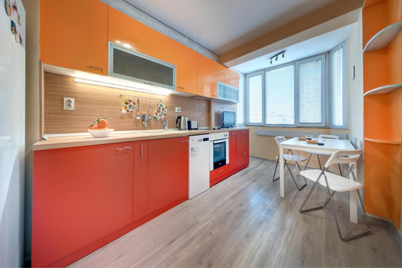 בורגאס Daisy - 3 Room And Kitchen Apartment In Lazur מראה חיצוני תמונה